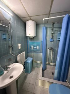 IDEALNO ZA STUDENTE – dvosoban stan 52 m² blizu fakulteta, namešten