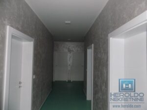 Na prodaju poslovno-stambeni objekat na odličnoj lokaciji