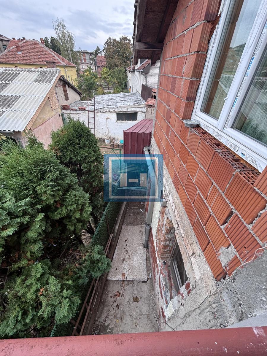 Stan 72 m², 2.5 soban, prizemlje, 2 kupatila, Jagodina, Levač