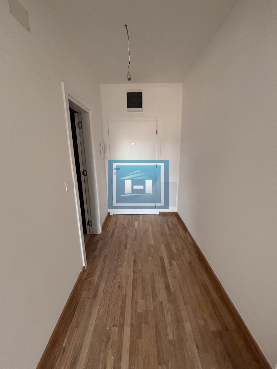 Jednosoban stan u centru Jagodine, 30,64 m², 6/9 sprat