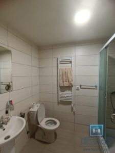 Na prodaju potpuno opremljen apartman na Zlatiboru