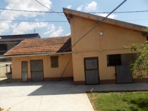 3 kuće u dvoruštu/Kružni tok