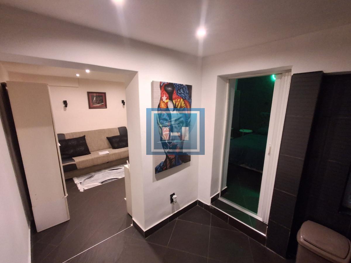 Skadarlija, renoviran, dvorište, INVESTICIJA!