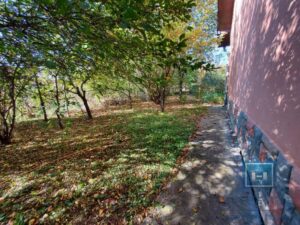 Kuća od 120m2 u naselju Kupusara na 7.39a placa