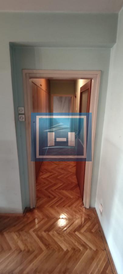 Trosoban stan 80 m², Centar, Jagodina