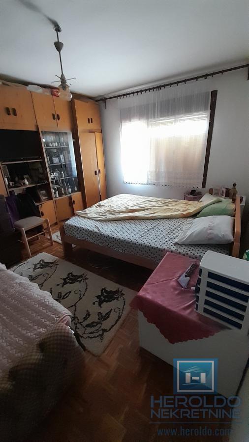 Porodična kuća na selu