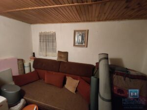 Na prodaju kuća idealna kao vikendica u selu Deonica