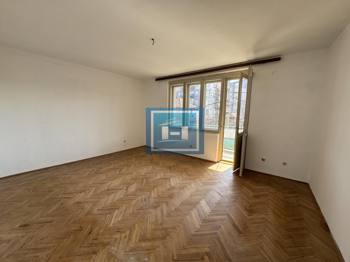 Komforan salonac u centru grada