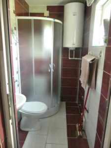 Spratna kuća u Rakitovo