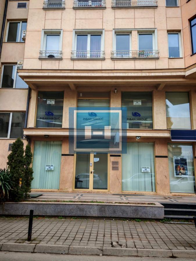 Prodaja poslovnog prostora u centru