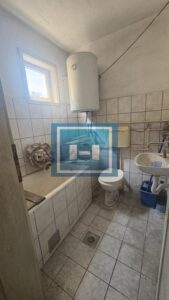 Kuća sa velikim investicionim potencijalom-blizu Jagodine