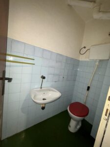 Stan u mirnom delu grada-izuzetno povoljan