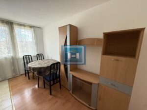 IDEALNO ZA STUDENTE – dvosoban stan 52 m² blizu fakulteta, namešten