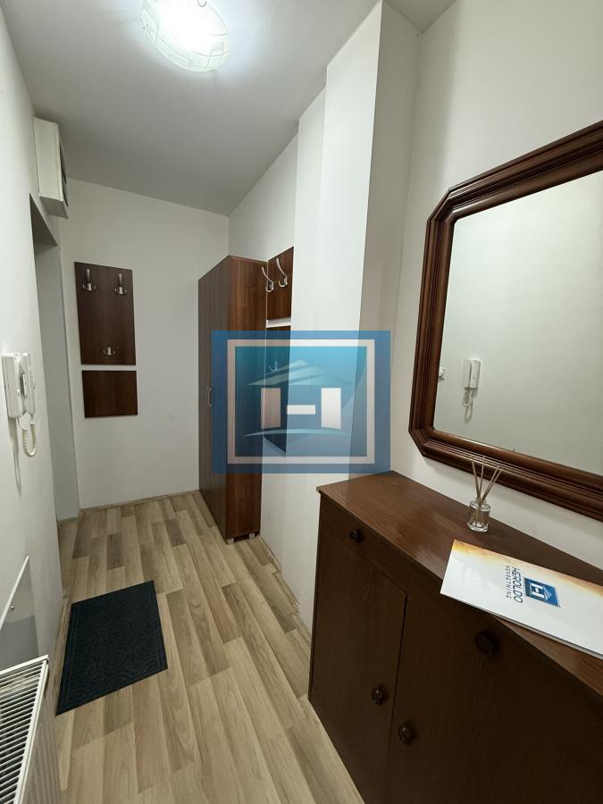 Izdaje se namešten jednosoban stan od 42 m² u blizini centra i Akva parka u Jagodini