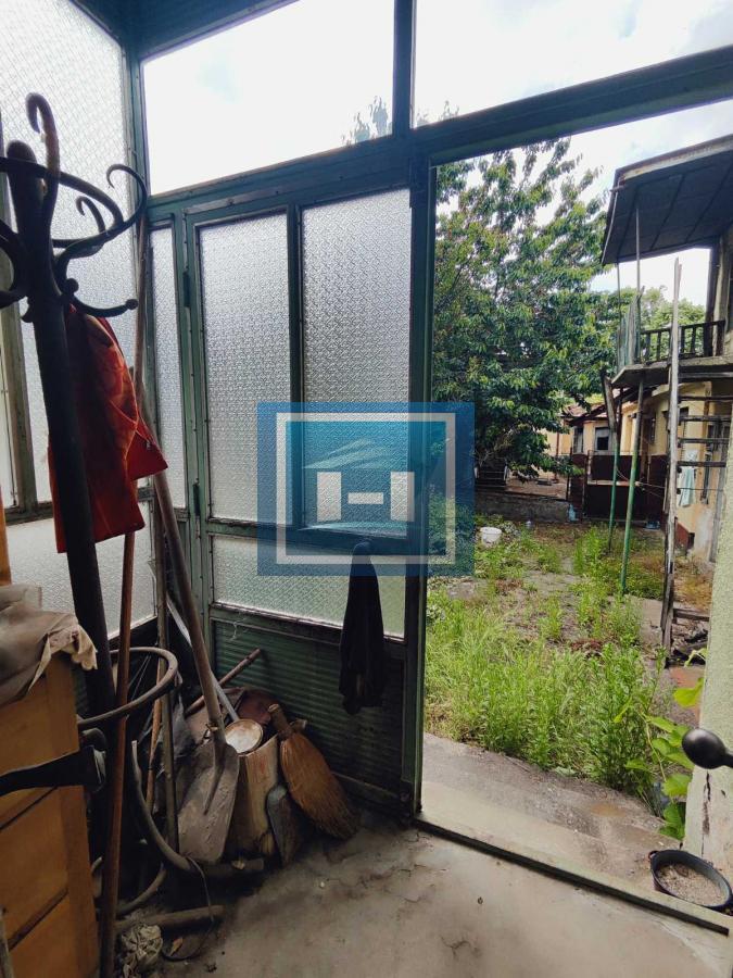 Starija kuća u centru grada retko u ponudi 79m2 sa pomoćnim objektim od 31m2