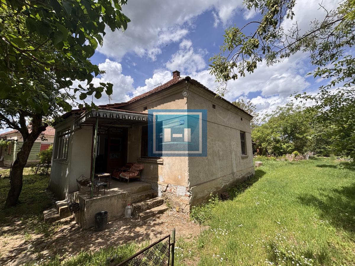 Seosko imanje 91,63 ara – veliki plac i kuća