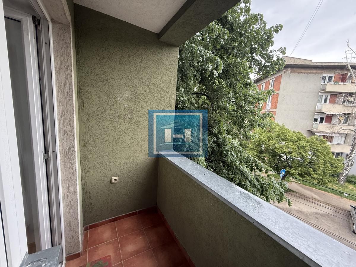 Jednosoban stan 26 m², Kajsijar, Jagodina, 2. sprat