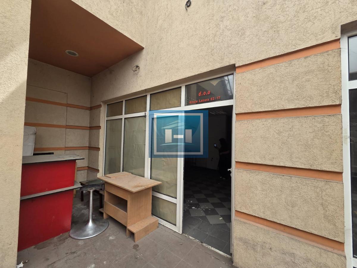 LOKAL U CENTRALNOM DELU JAGODINE SA VEOMA POVOLJNOM CENOM
