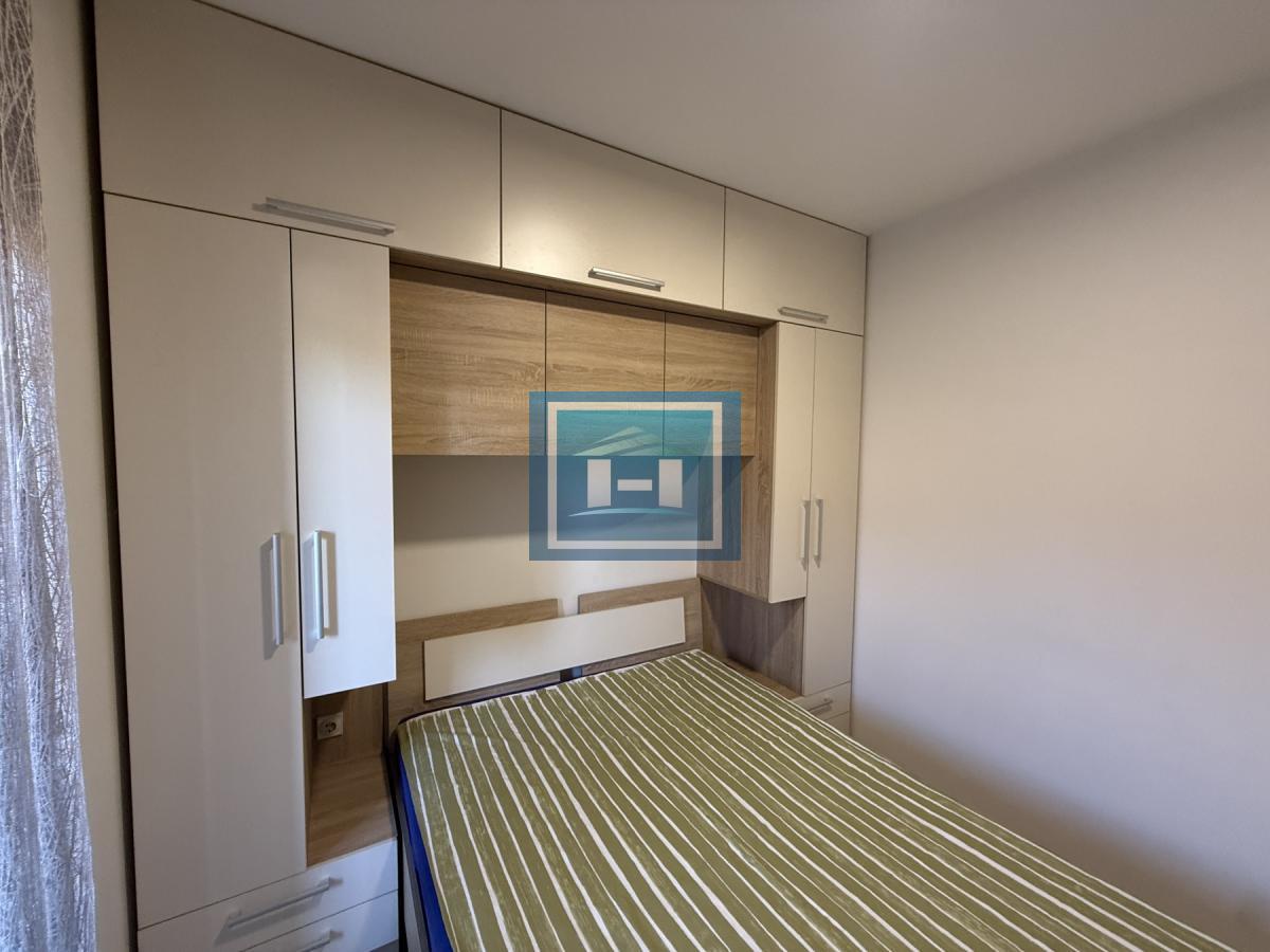 Izdaje se namešten jednosoban stan od 42 m² u blizini centra i Akva parka u Jagodini