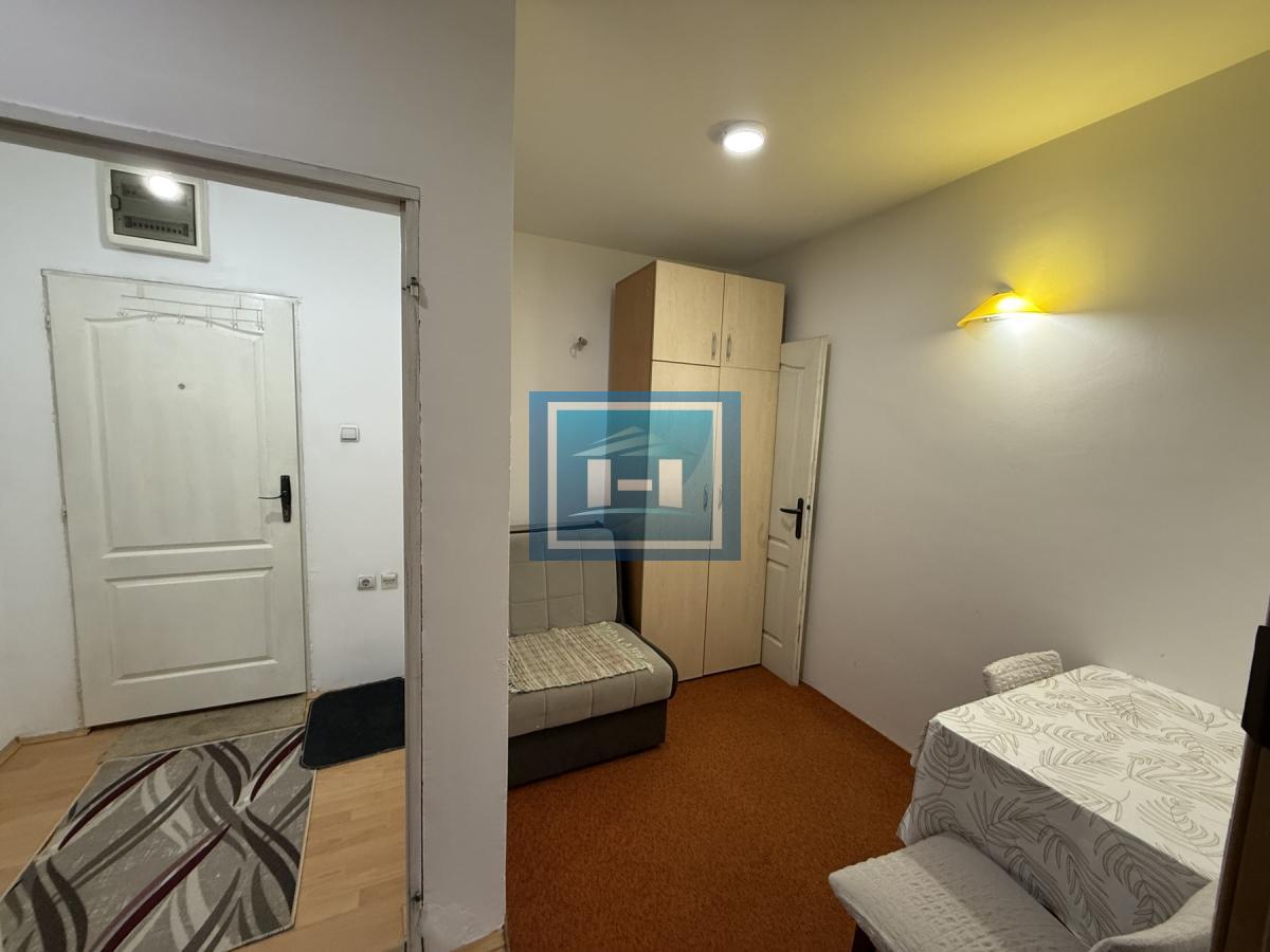 Jednosoban stan 26 m², Kajsijar, Jagodina, 2. sprat