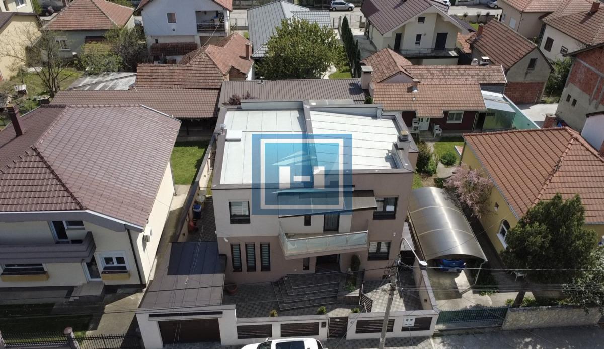 Luksuzna kuća u Jagodini, elegancija, komfor i prestiž na jednom mestu!