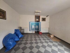 LOKAL U CENTRALNOM DELU JAGODINE SA VEOMA POVOLJNOM CENOM