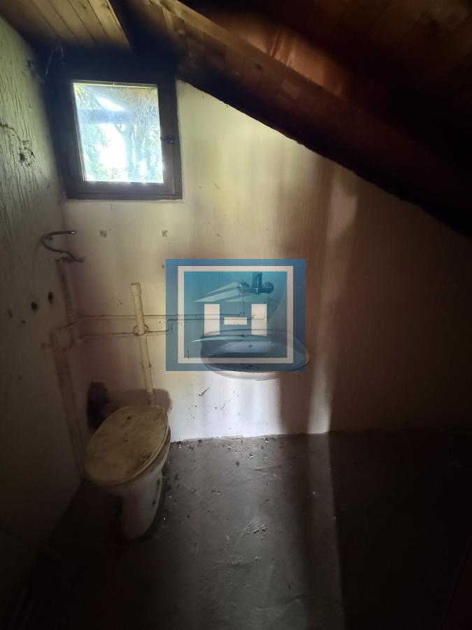 Kuća i parcela sa velikim potencijalom na odličnoj lokaciji