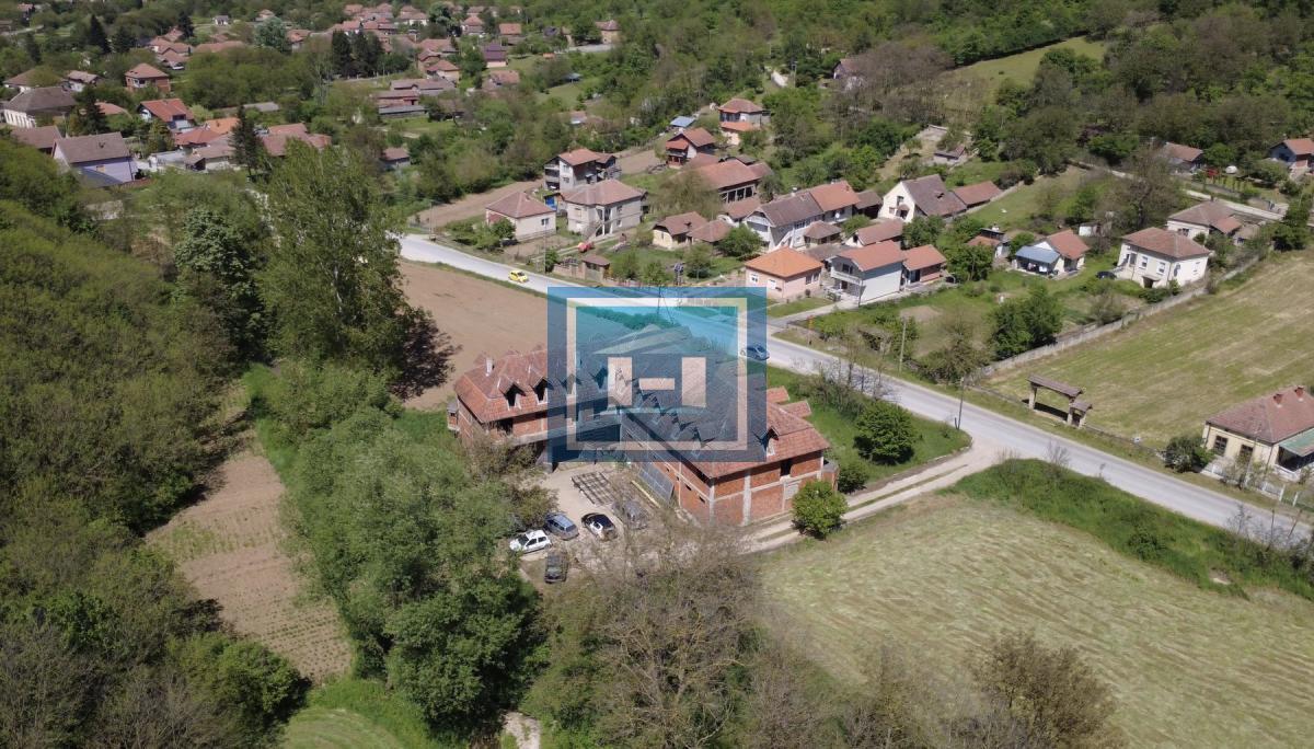 Poslovni prostor 1359 m², Bagrdan, Jagodina