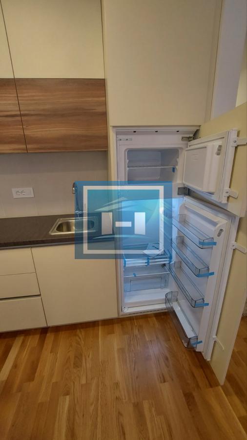 Izdaje se moderna garsonjera u centru Jagodine