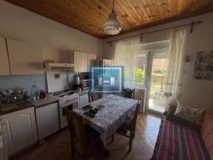 KUĆA U CENTRU GRADA – LOKACIJA KOJA SE RETKO POJAVLJUJE NA TRŽIŠTU!
