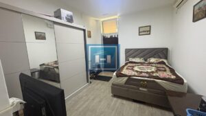 PRODAJA STANA SA LOKALOM – 40 m², KOMPLETNO OPREMLJEN