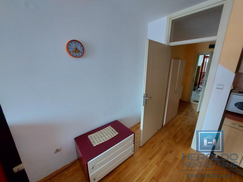 Garsonjera od 26m2 za izdavanje u blizini centra