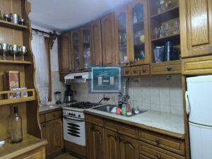 IZDAJE SE KUĆA – VRHUNSKA LOKACIJA