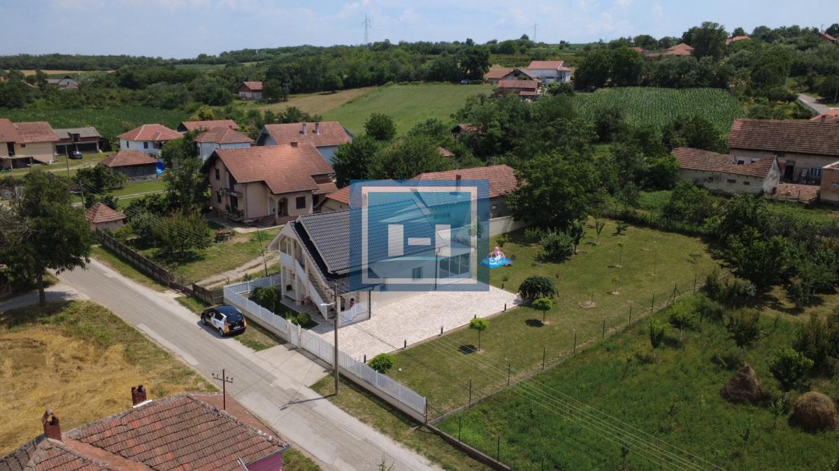 Kuća u koju se useljavate bez ijednog dodatnog ulaganja – luksuz, kvalitet i sigurnost na jednom mestu!