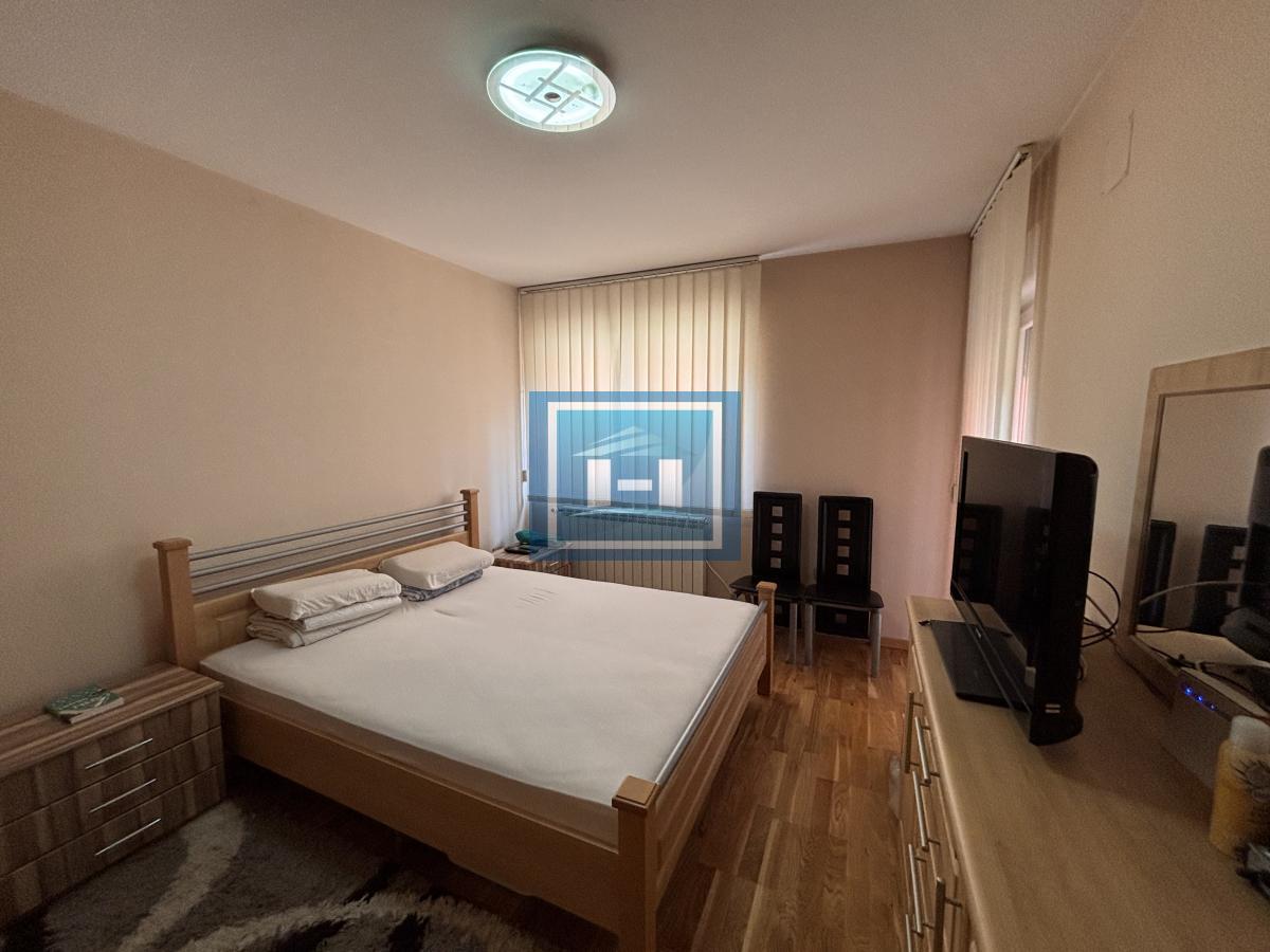 Stan iz snova za veliku porodicu – 130m² komfora, namešten i spreman za useljenje!