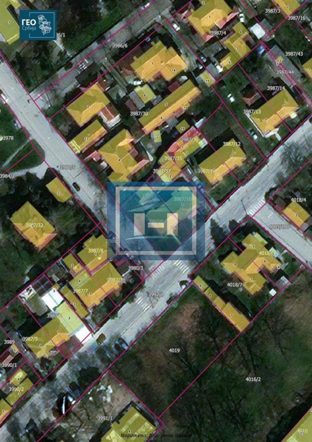 KUĆA U CENTRU GRADA – LOKACIJA KOJA SE RETKO POJAVLJUJE NA TRŽIŠTU!