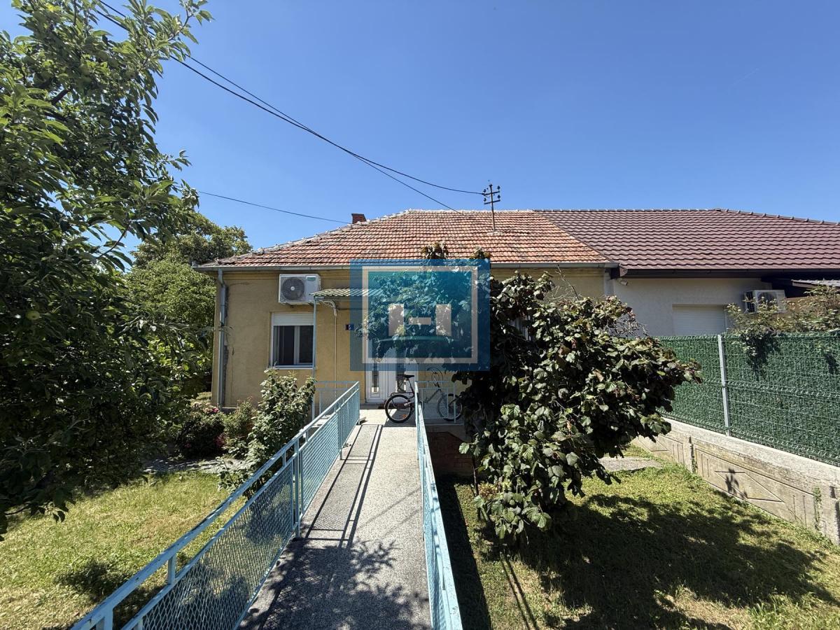 KUĆA U CENTRU GRADA – LOKACIJA KOJA SE RETKO POJAVLJUJE NA TRŽIŠTU!