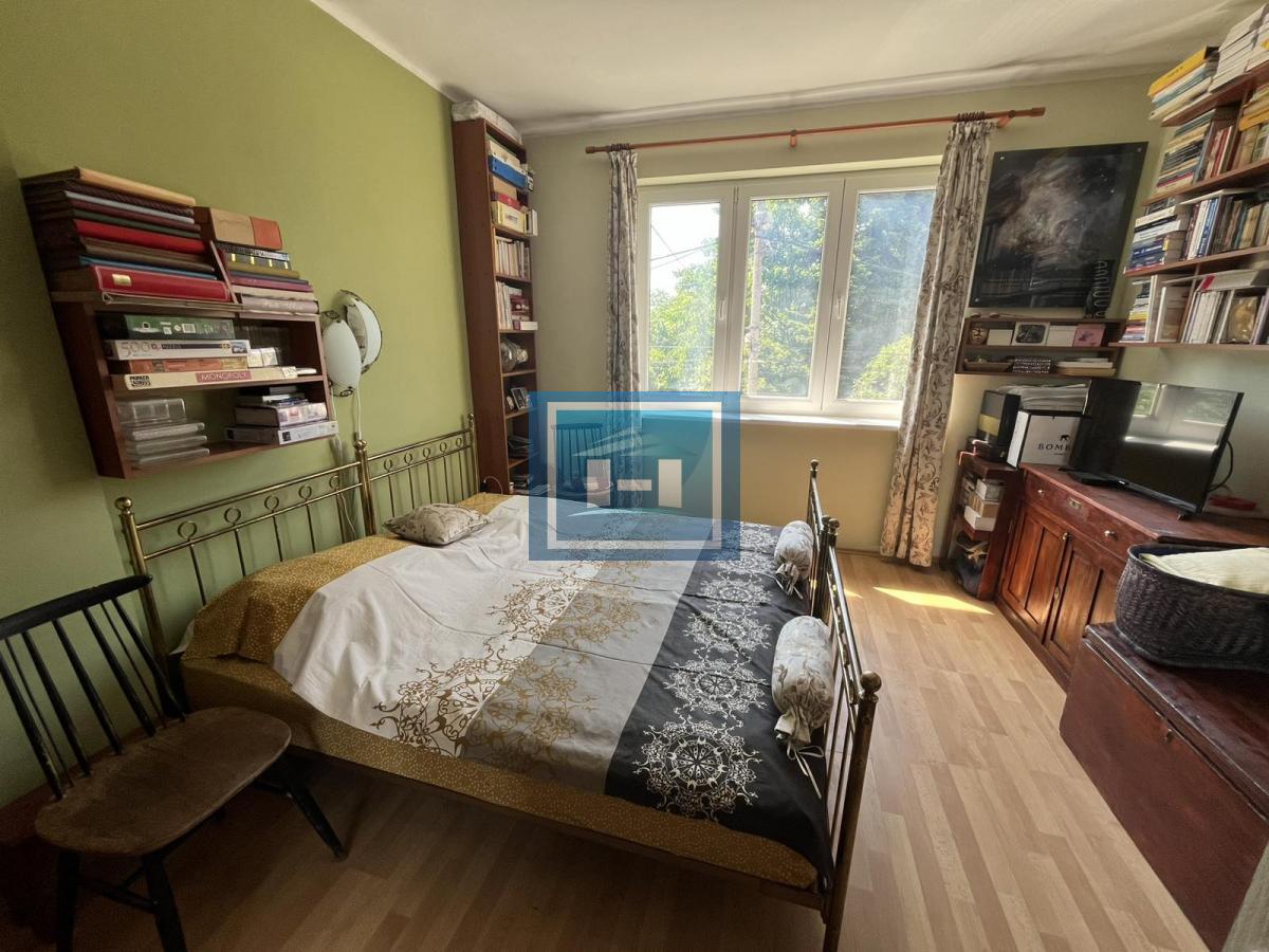 Dvosoban stan 58 m², prvi sprat