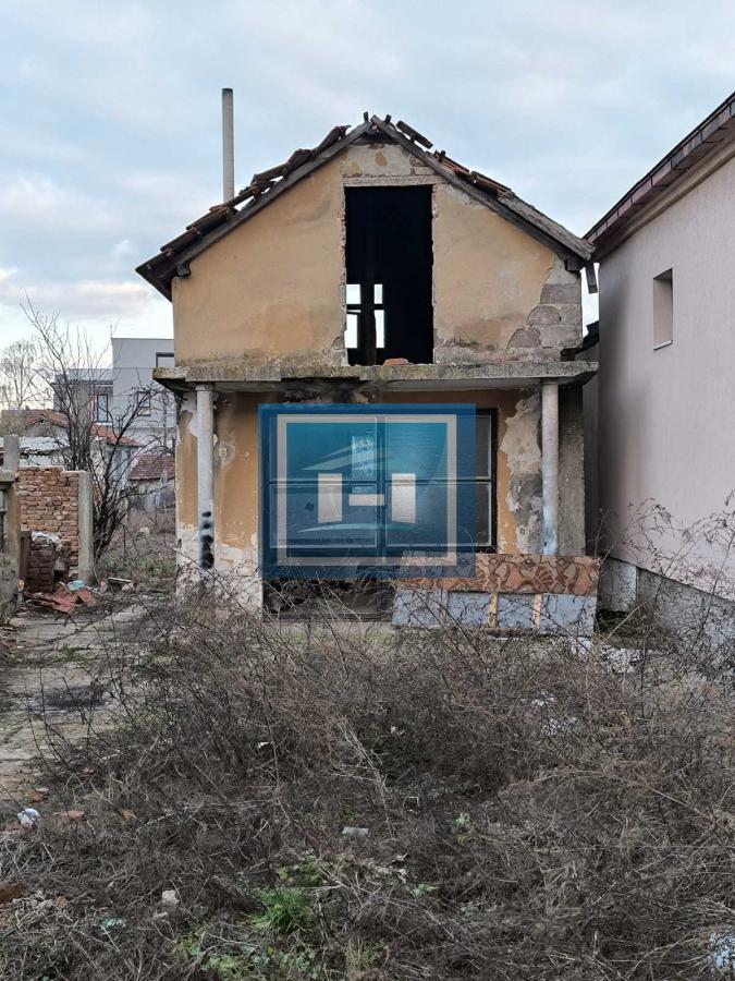 Kuća za adaptaciju na atraktivnoj lokaciji u Ćupriji