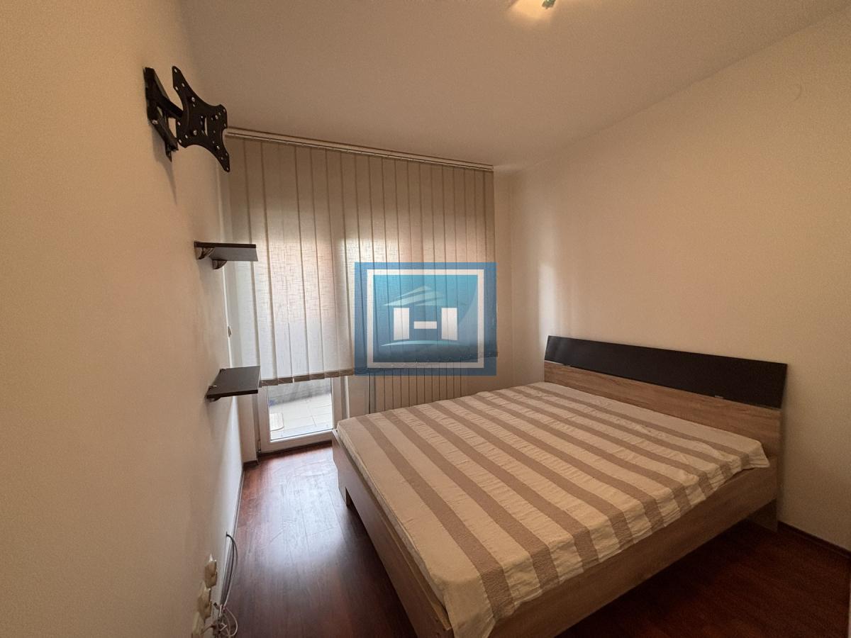 Stan koji osvaja izgledom, a zadržava funkcionalnošću – centar grada, 56m²