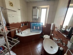 Dvosoban stan 58 m², prvi sprat