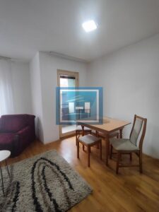 Garsonjera od 30 m2 u centru Jagodine u zgradi sa liftom