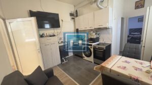 PRODAJA STANA SA LOKALOM – 40 m², KOMPLETNO OPREMLJEN