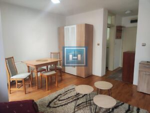 Garsonjera od 30 m2 u centru Jagodine u zgradi sa liftom