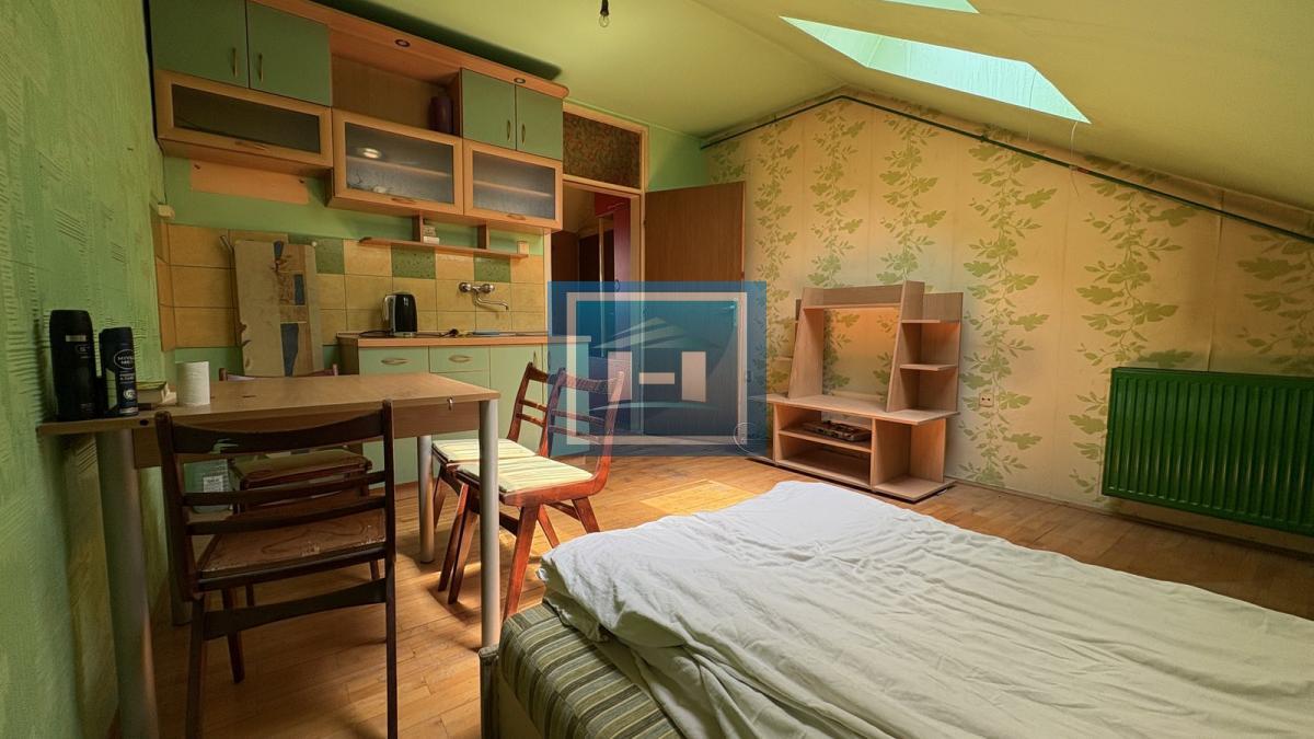 Prodaja garsonjere u centru grada-25m2 ,zgrada sa liftom