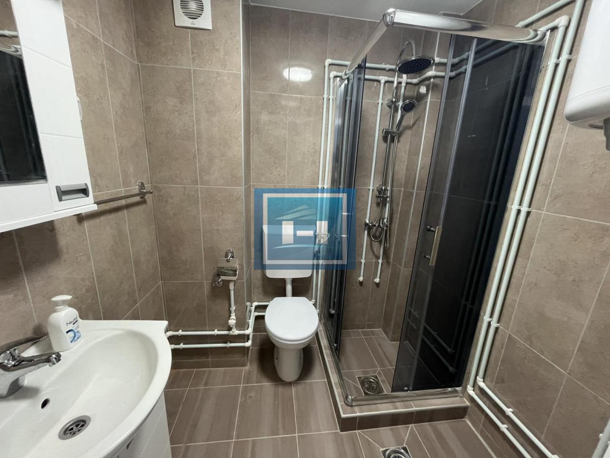 Stan sa neverovatnim potencijalom – potpuno renoviran, tri terase i mogućnost kupovine putem stambenog kredita