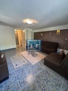 Izdaje se lepo uređen stan od 35 m² – svi troškovi uključeni u cenu!