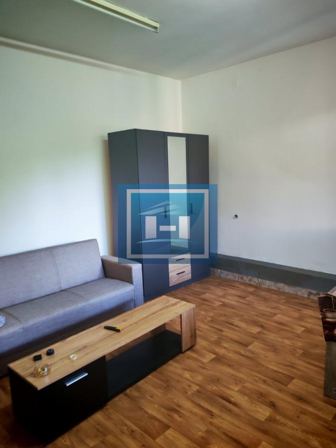 Dvosoban stan u Resavici 49 m²