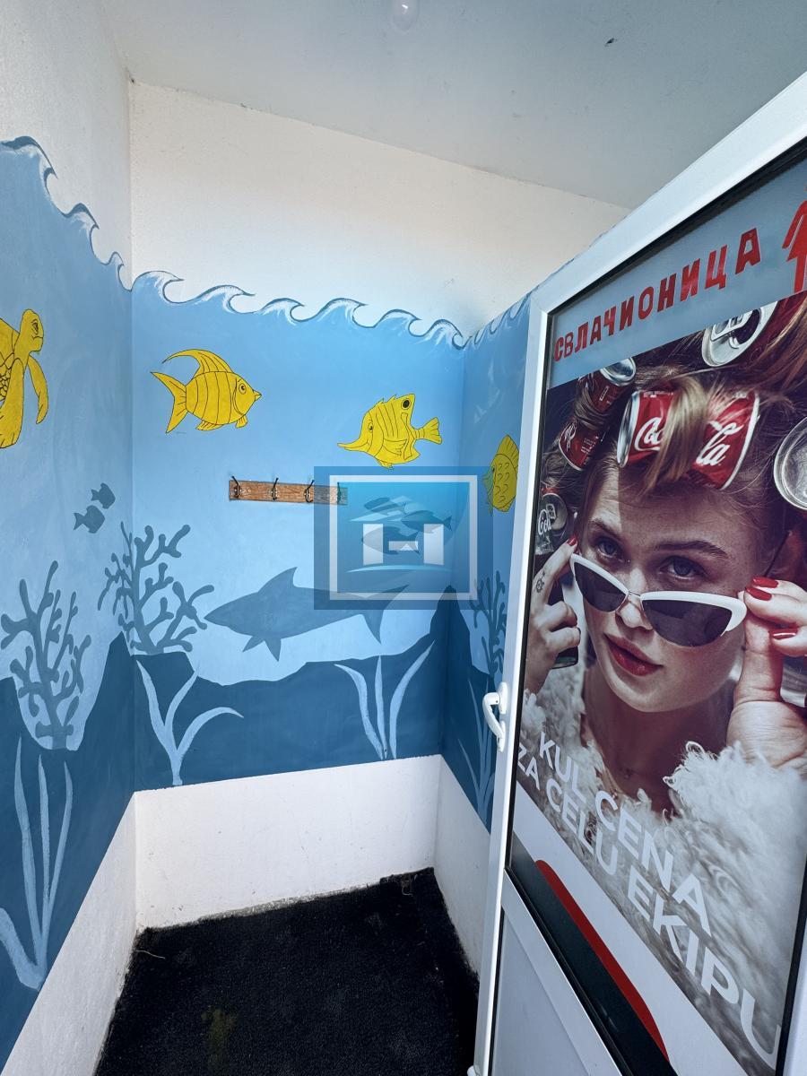 GRADSKI BAZEN SA STAMBENIM OBJEKTOM
