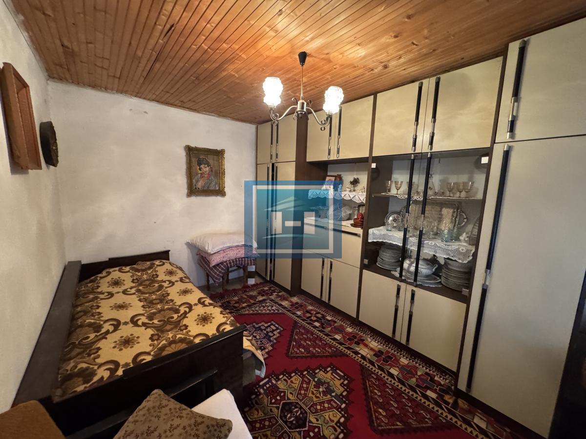 Jeftinije od mnogih stanova – kuća sa dvorištem u Jagodini!